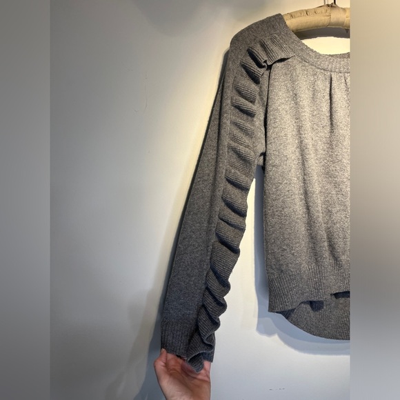 See By Chloé Ruffle Sleeve Virgin Wool Sweater Sz 6 Grey - Picture 2 of 12